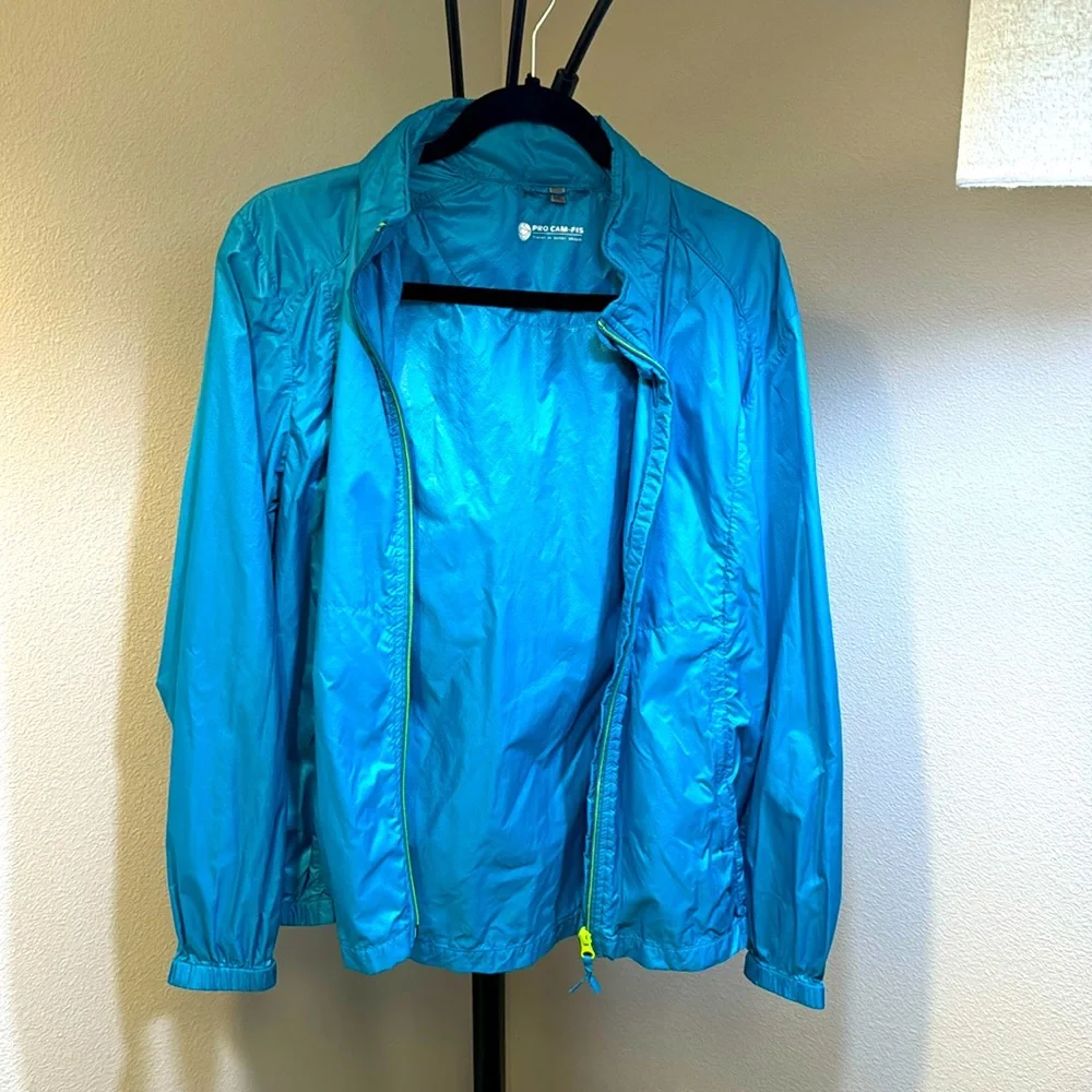 Exercise Jacket - Picture 1 of 2